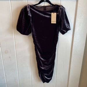 NWT Scotch & Soda Fitted Short Sleeved Dress. Size small. Color black bean.